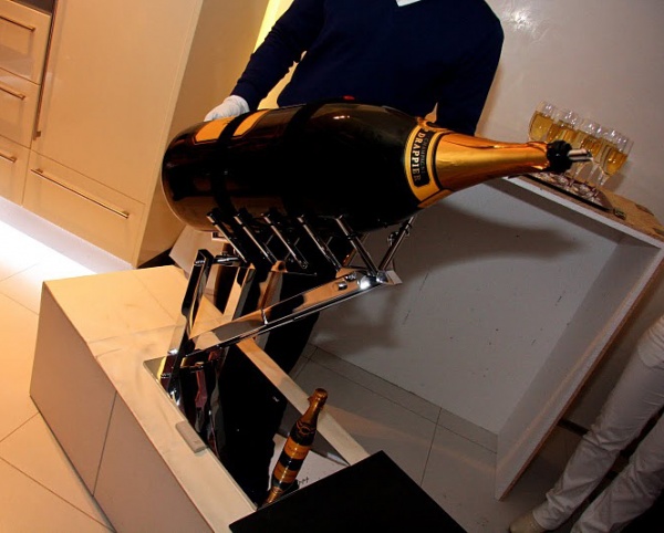 Aardewerk Opeenvolgend Gezamenlijk Drappier Champagne – 30 Liter Bottle - Wine Ponder